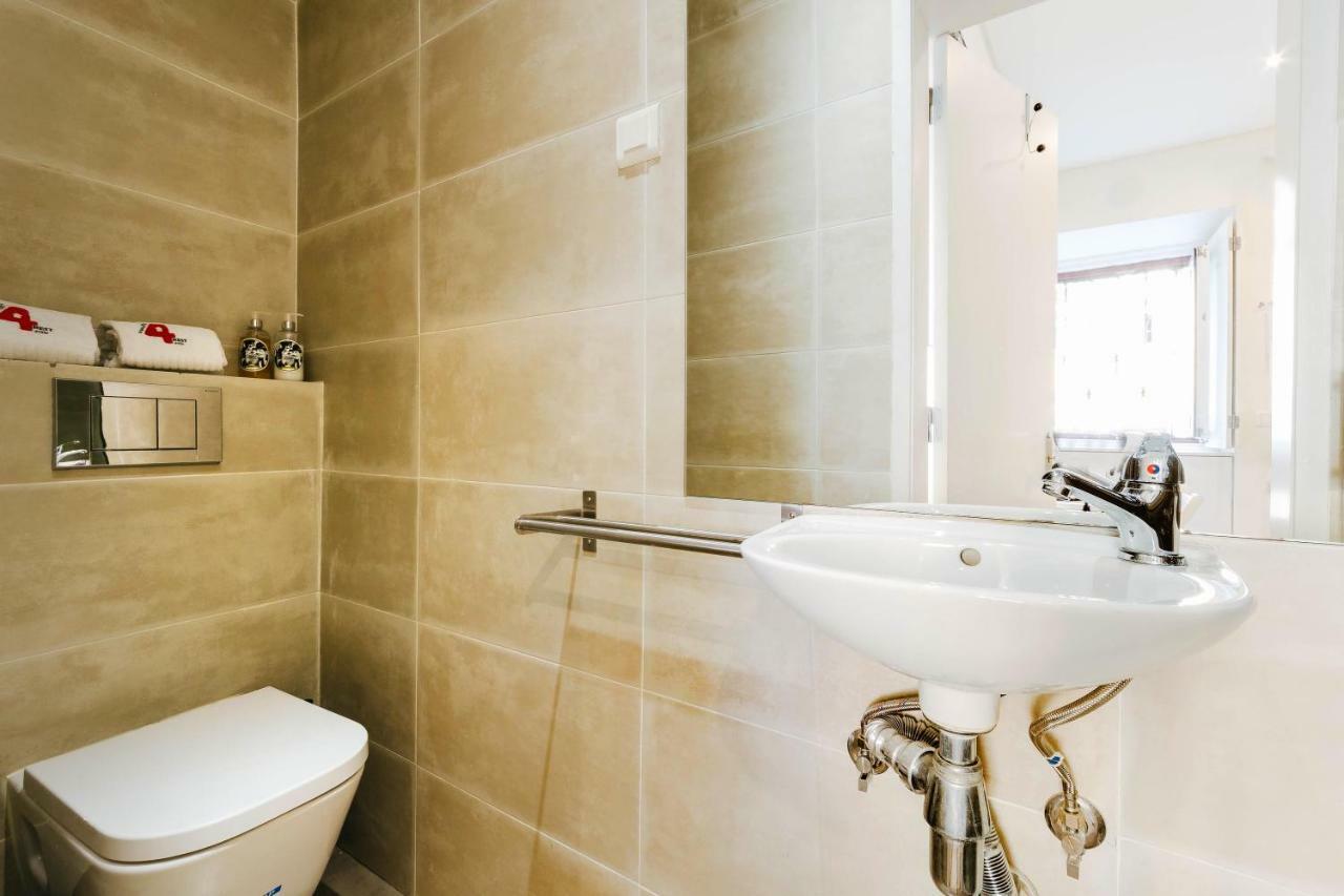 Rent4Rest Lisbon Downtown Tiny Studio Apartments Apartamento