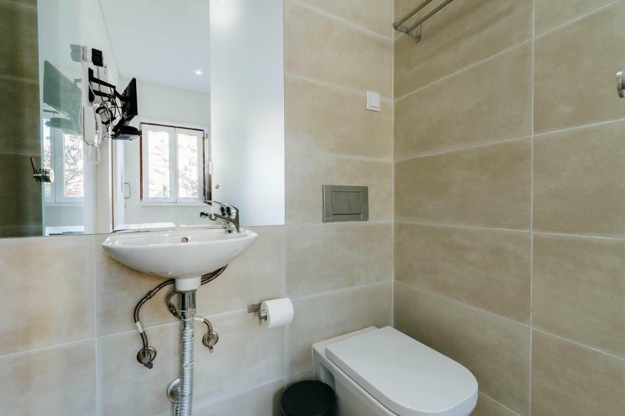 Rent4Rest Lisbon Downtown Tiny Studio Apartments Lisboa